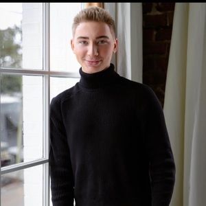 Meet your Posher, Nolan